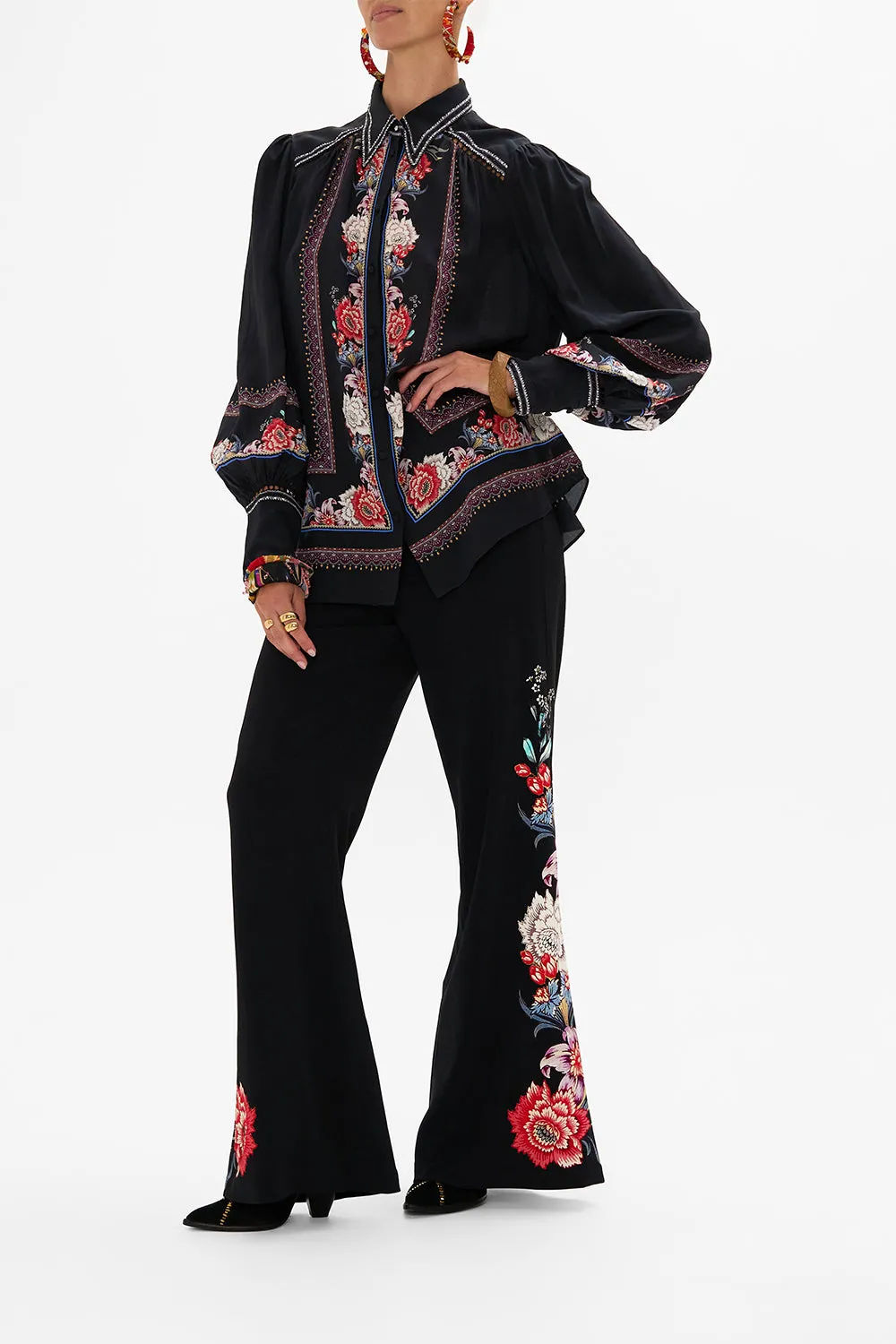 BUTTON THROUGH BLOUSON SLEEVE BLOUSE VOLENDAM DOLLS