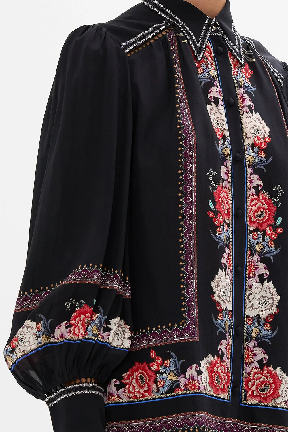 BUTTON THROUGH BLOUSON SLEEVE BLOUSE VOLENDAM DOLLS