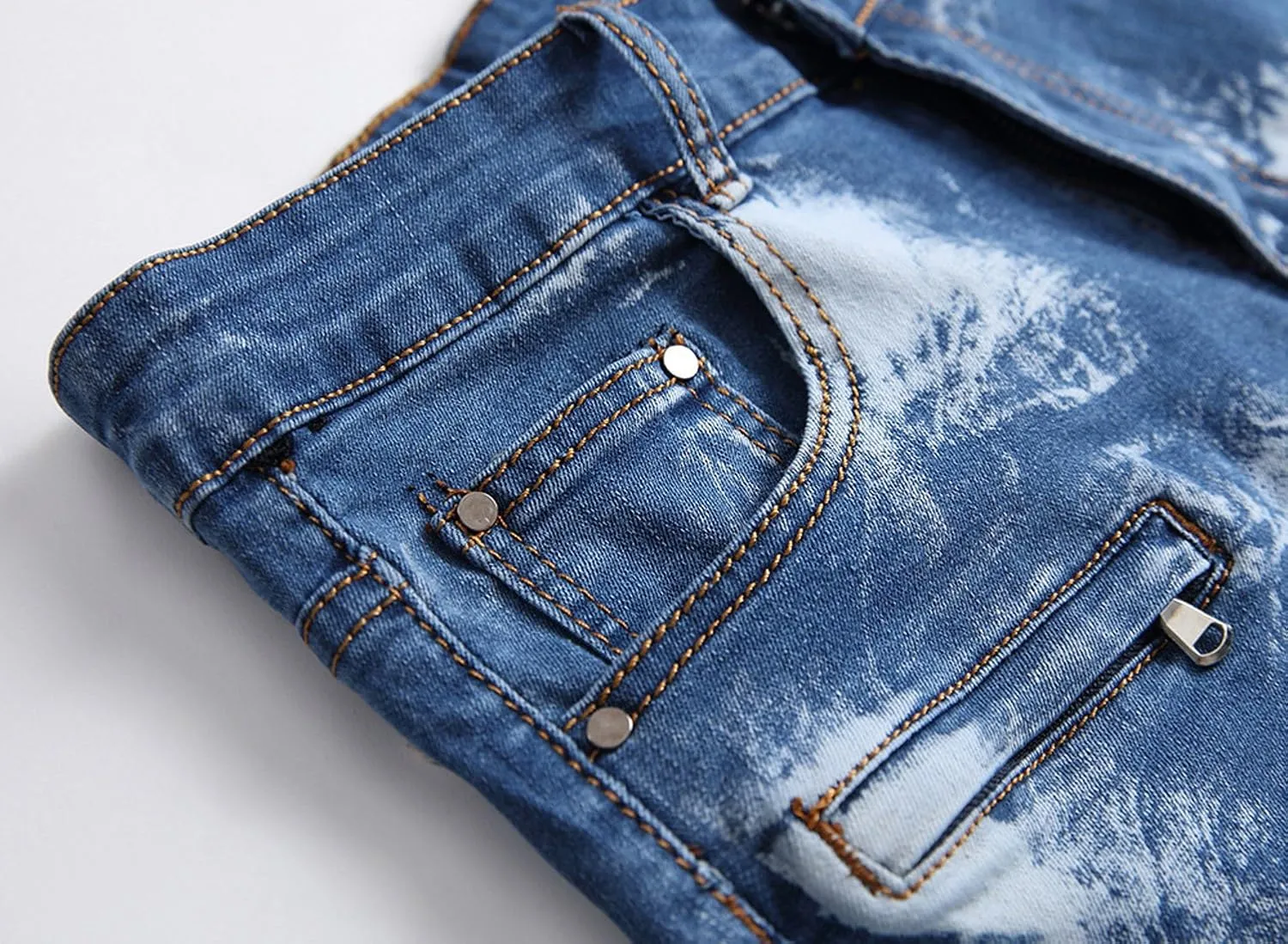 chouyatou Men's Summer Cool Stylish Wrinkle Performance Moto Ripped Denim Shorts