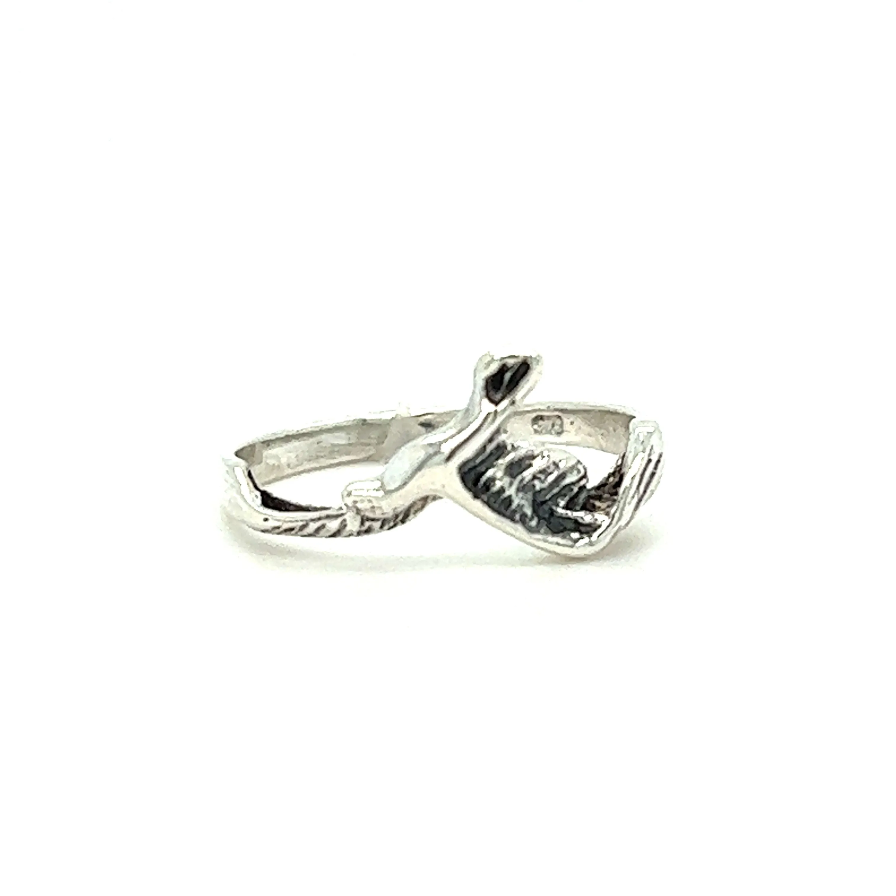 Dainty Flying Seagull Ring