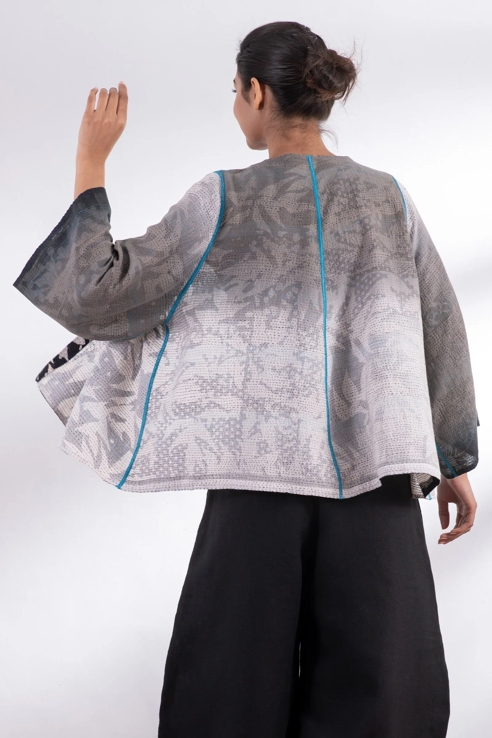 MONOTONE TWILIGHT PRINT KANTHA BELL SHAPE JKT - tp2048-blk -
