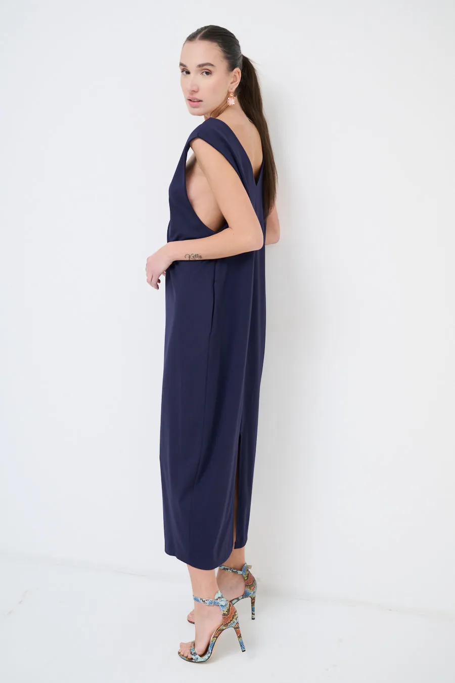 Sleek midi dress with deep v-neck wholesale