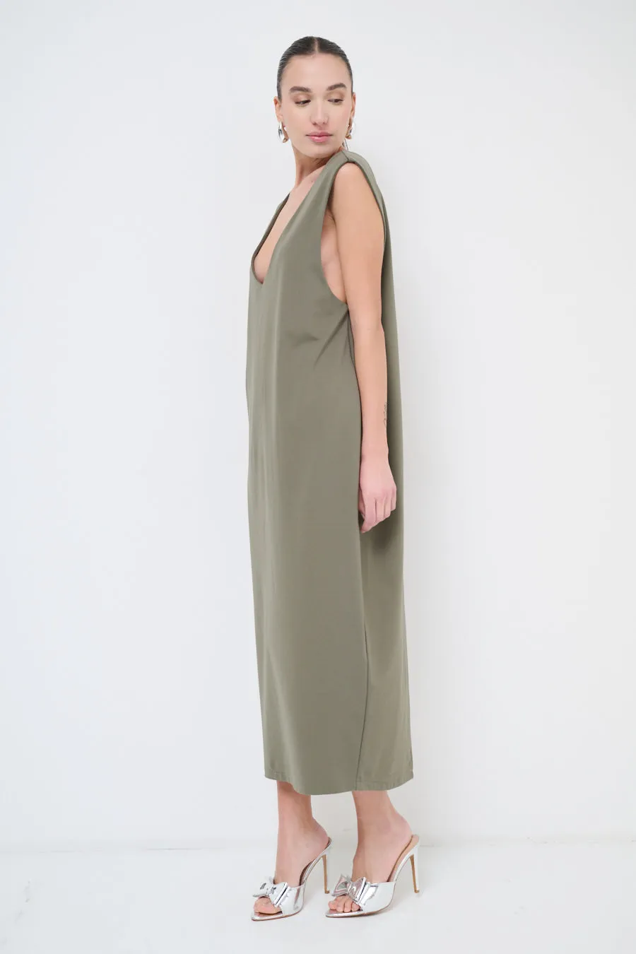 Sleek midi dress with deep v-neck wholesale