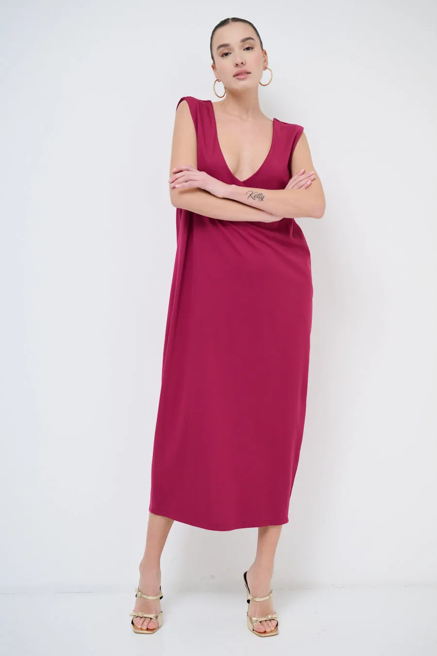 Sleek midi dress with deep v-neck wholesale